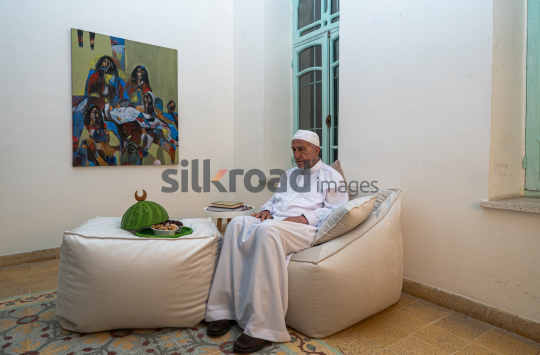 family-ramadan-eftar-food-eating-031