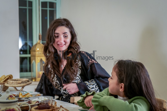 ramadan-woman-noor-eftar-sohour-010