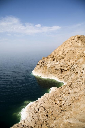 Dead sea shore
