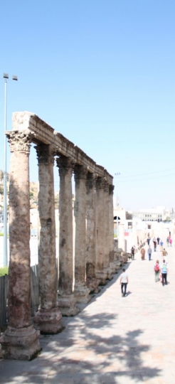 greek and roman style architecture in jerash,jordan