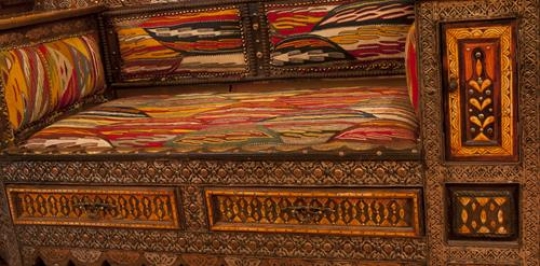 Oriental Seat