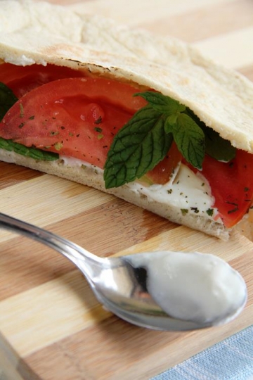 Labaneh Sandwich 