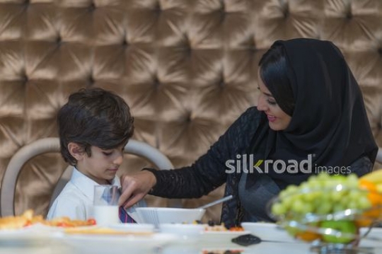 UAE_Family_IMAGES_2016_RF_PREMIUM|
