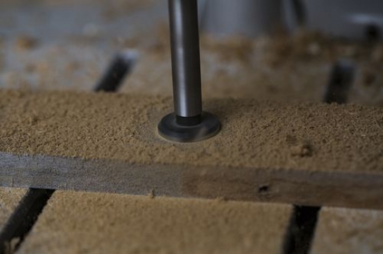 Machine used to cut a circle through the wood