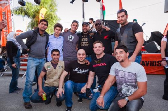 harley davidson team taking picture