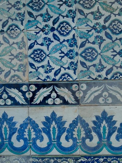Ornament y